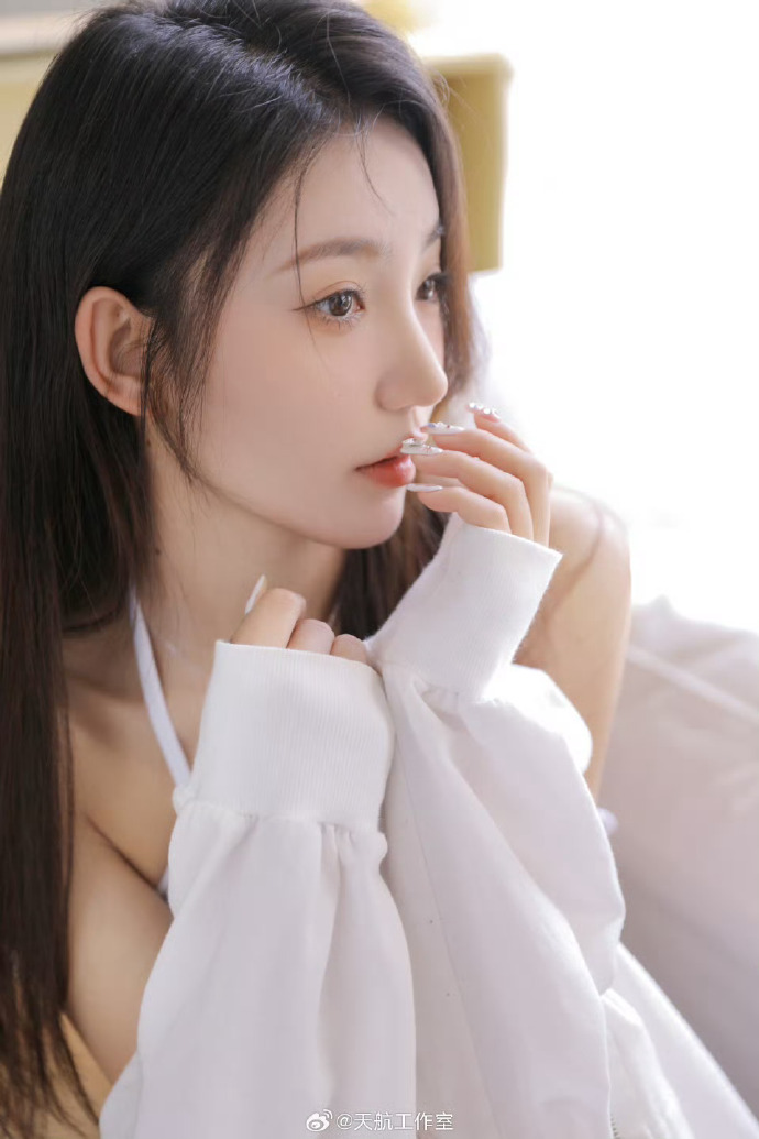 与凤行 封面